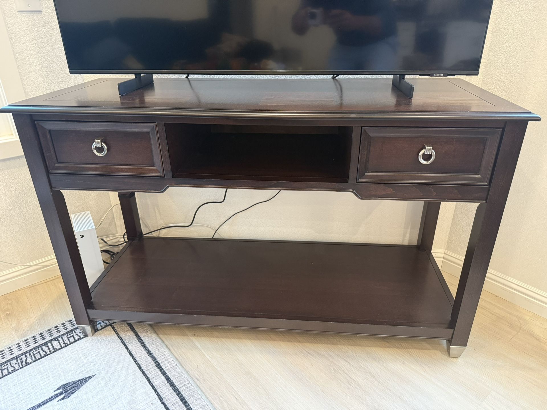 Credenza