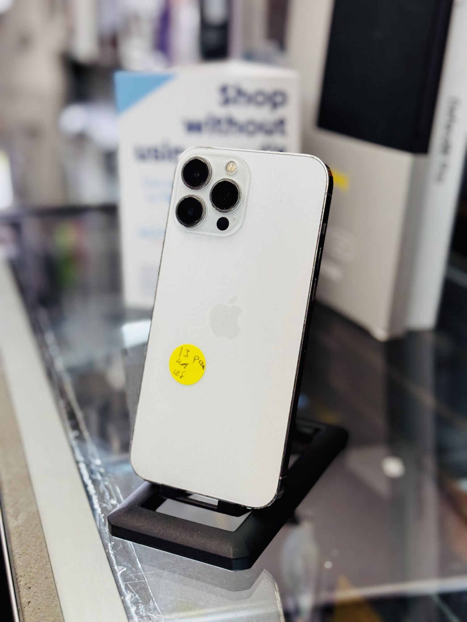 iPhone 13 Pro Max (Factory Unlocked)