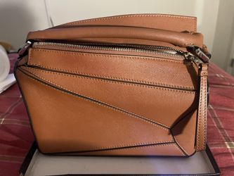 Small Puzzle bag in classic calfskin Tan - LOEWE