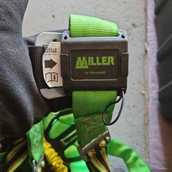 Roofing Safety Harness