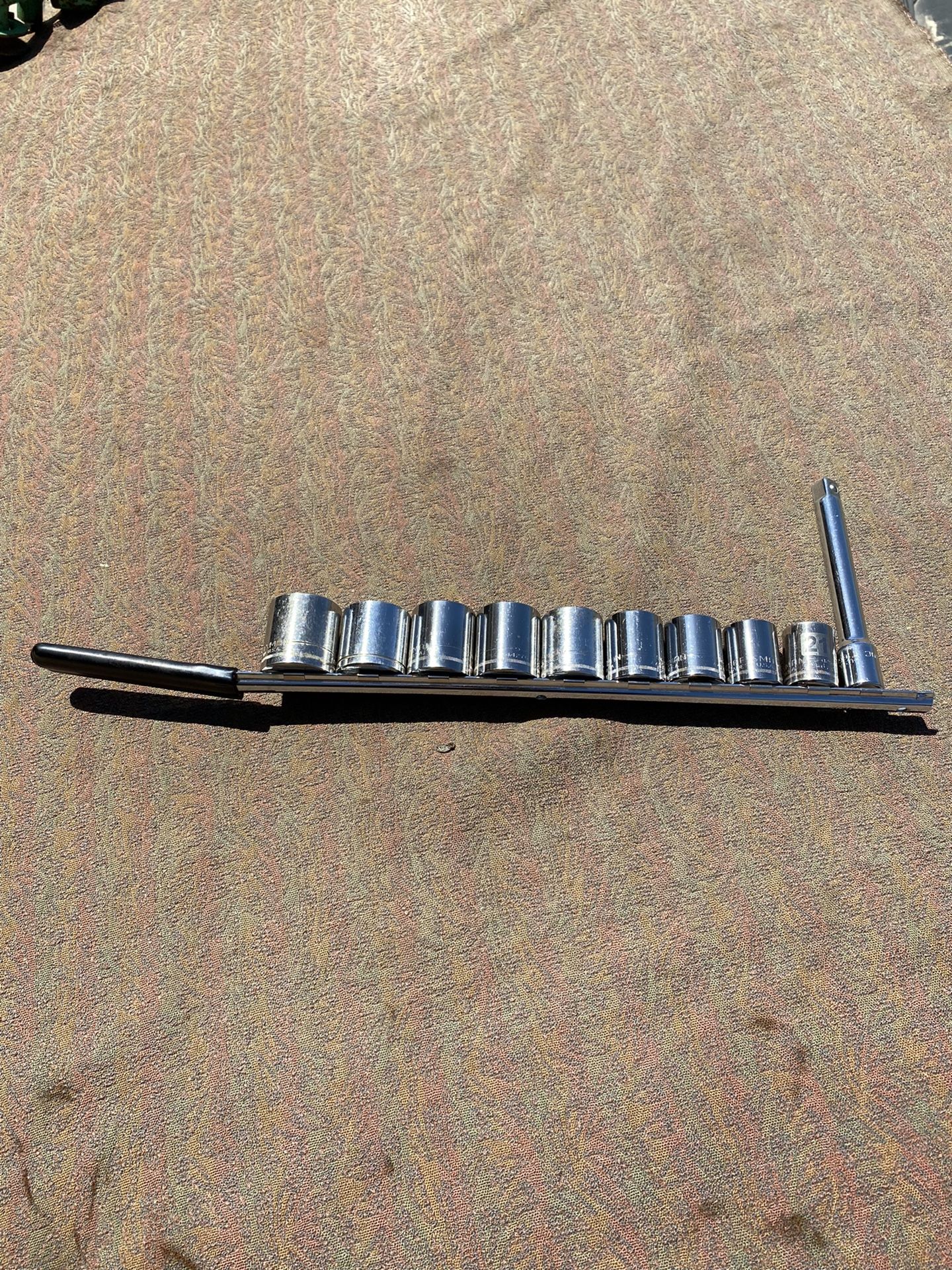 Tools Craftsman Metric Socket’s. 21 - 32