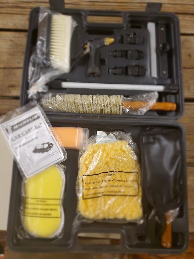 Michelin Car Care Kit With Case (Brand New)