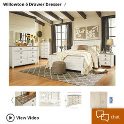 Willowton 5 Piece Queen Bedroom Set