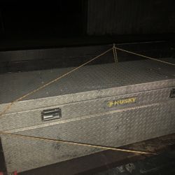Husky tool box