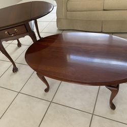 Pennsylvania house solid wood Queen Anne style tables