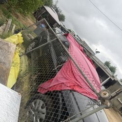 Puerta Corrediza Para Patio Gratis. Si Alguien La Quiere Puede Pasar Hoy Por Ella Mándame El Mensaje Para Mandar La Dirección