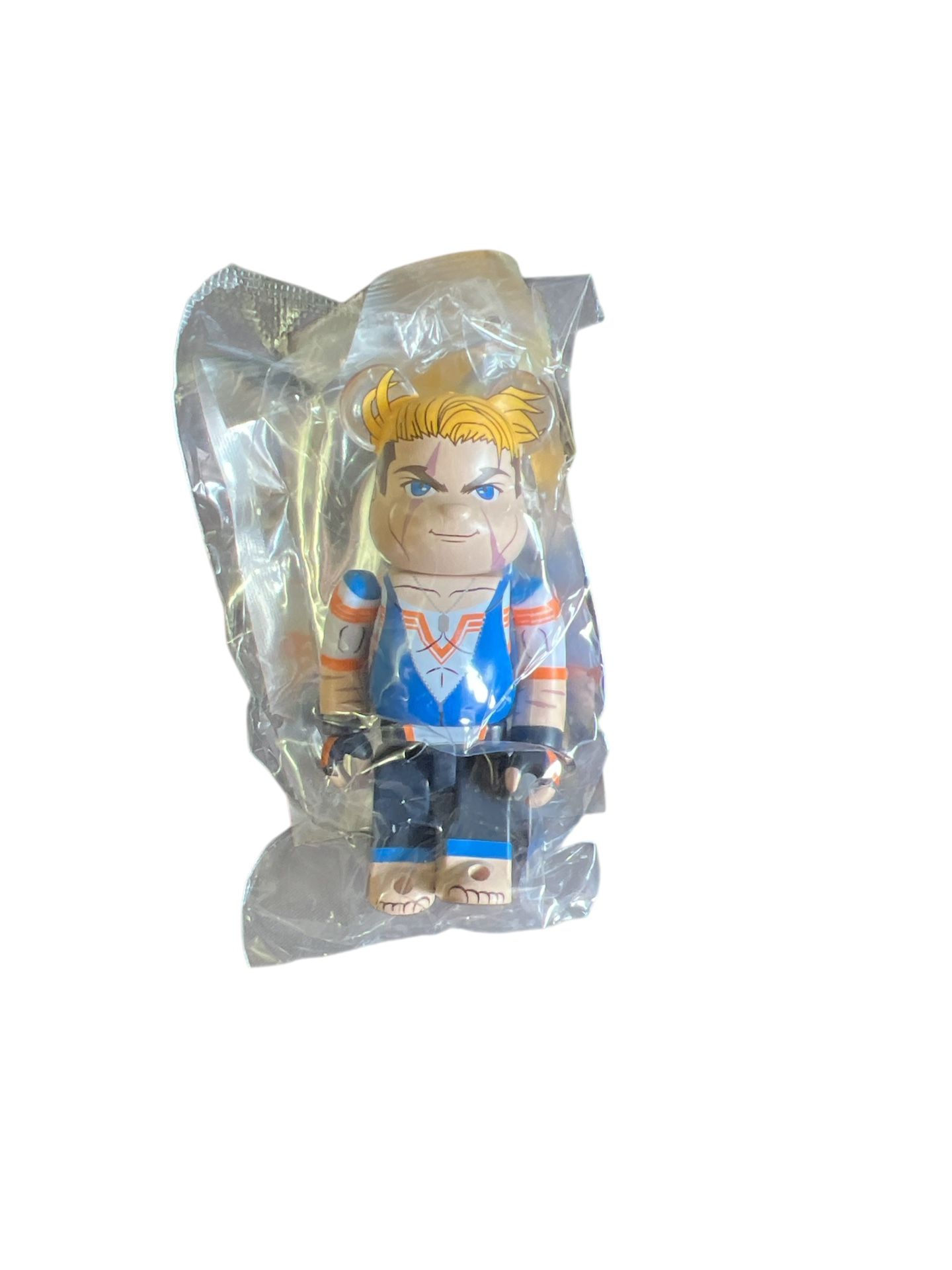 Be@rbrick Series 46 Luke from Street Fighter