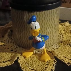 Donald Duck Figurine 