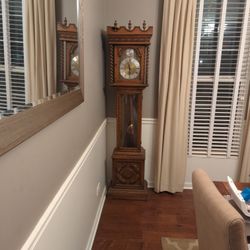 Howard Miller Barwick Grandmother / Grandfather Clock 