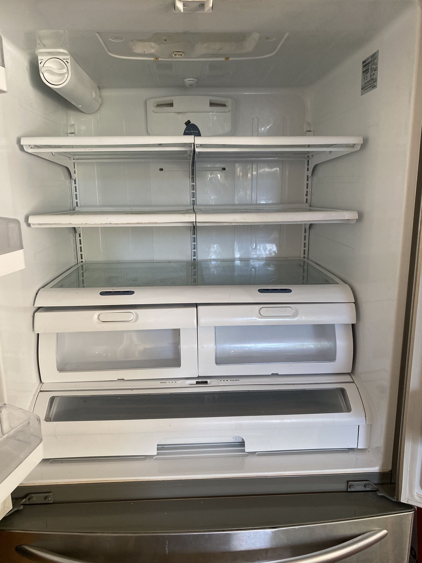 Kenmore Elite Refrigerator Freezer for Sale in Seattle, WA OfferUp