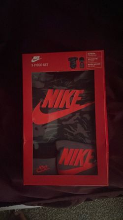 Baby Nike set