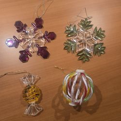 Set Of 4 Acrylic Christmas Ornaments