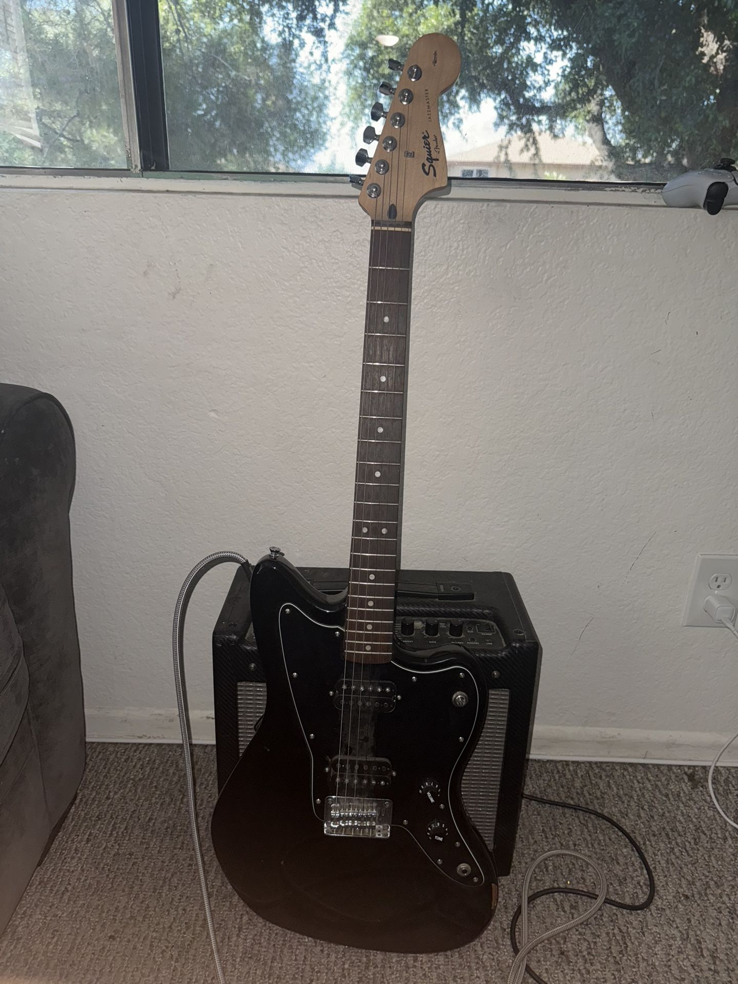 Jazzmaster Squire Guitar And Amp