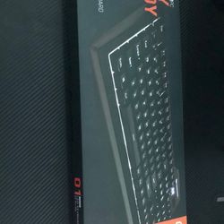 NEGOTIABLE CYBERPOWER KEYBOARD AND MOUSE