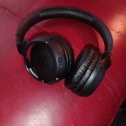 JBL HEADPHONES !!