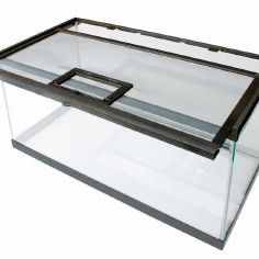 Zilla Deluxe Critter Cage with Feeding Door 20 gallon