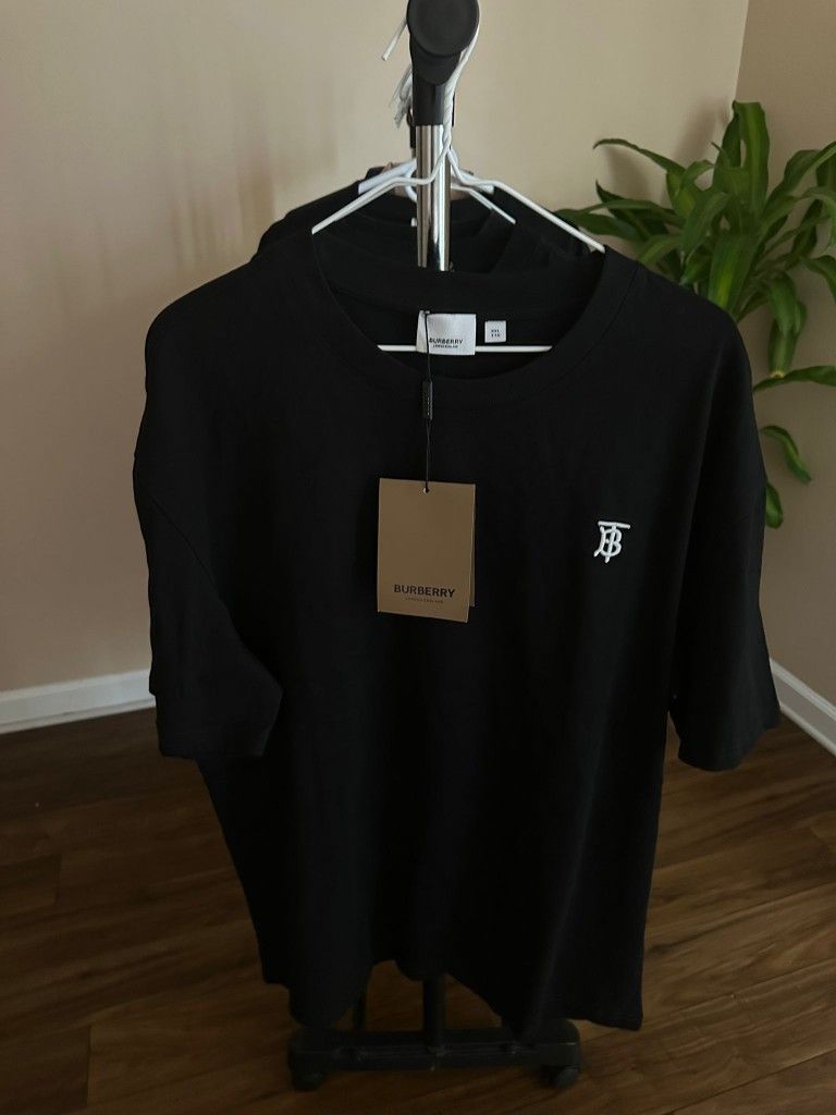 Burberry Black T shirt XL size