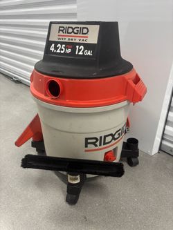RIDGID 12-Gallon 4.25 Peak HP Wet/Dry Shop Vacuum