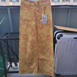 Zara Sunflower Slim Fit Relaxed Leg High Rise Jeans 