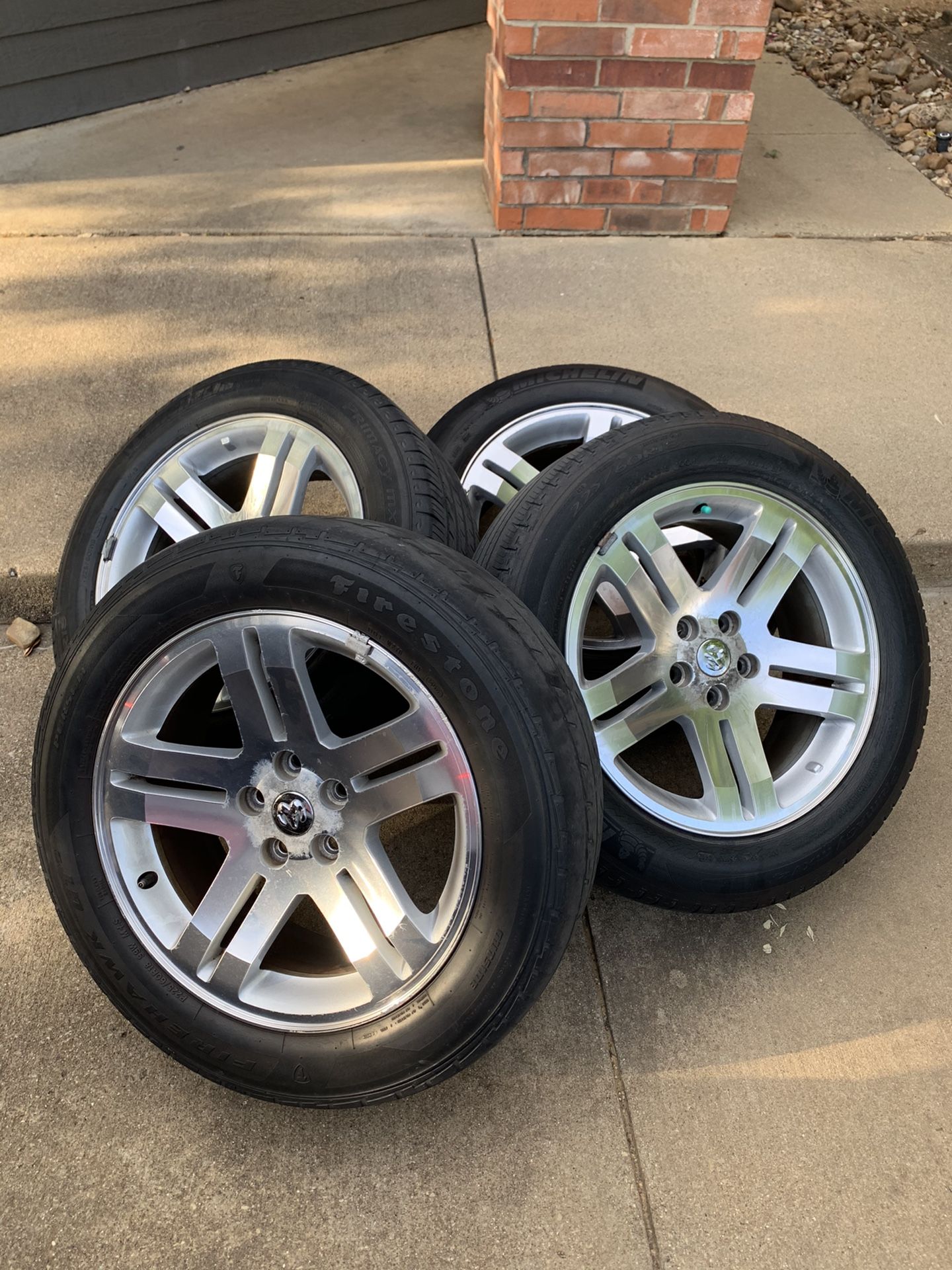 18” Aluminum Rims (Factory)