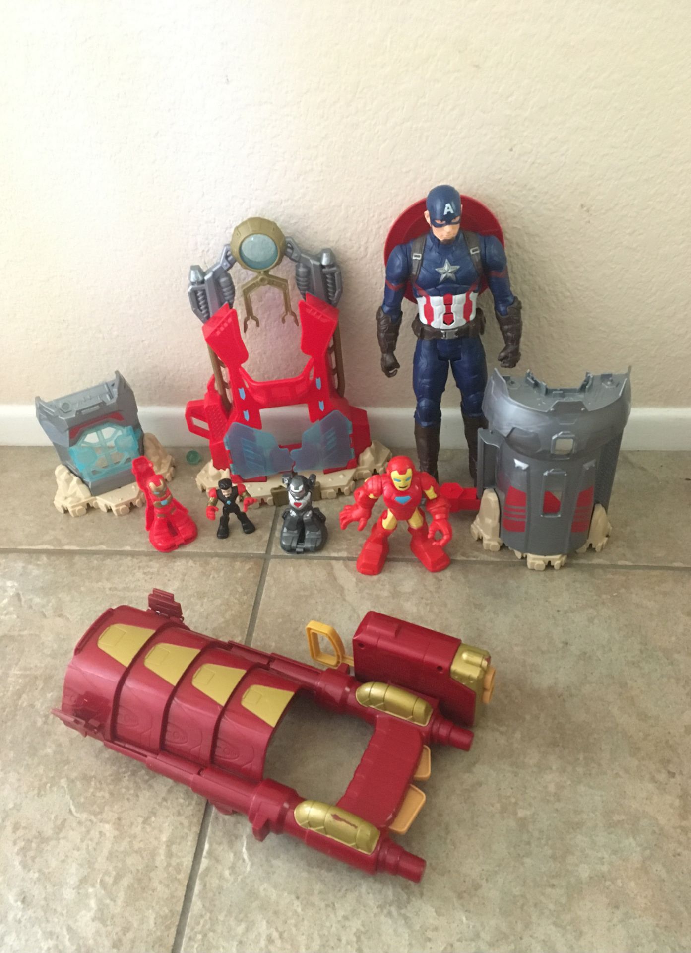 Avengers playset