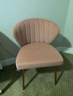 Velvet Chair