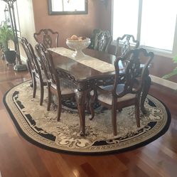 BEAUTIFUL 11 PIECE FORMAL DINING ROOM SET