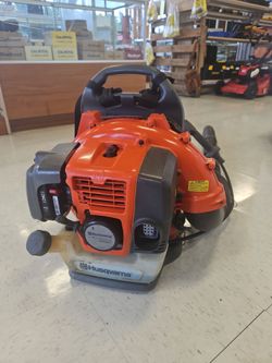 Husqvarna 350BT 50.2cc 2.1HP  Backpack Blower 180MPH  494CFM P816536-1