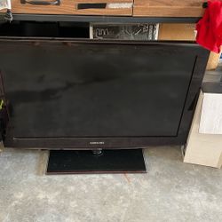 36” Samsung 1080p TV