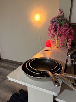 Non Stick Frying Pans Set