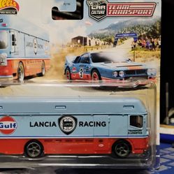 HOT WHEELS TEAM TRANSPORT LANCIA RALLY 037
