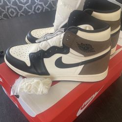 Jordan 1 Mocha