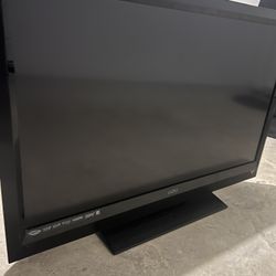42 Inch Vizio TV With Stand Installed