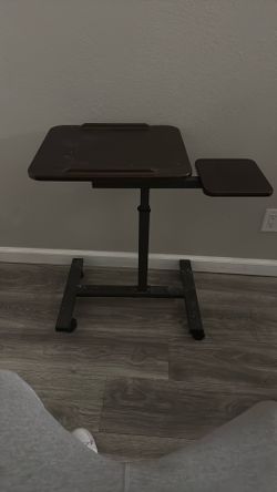 Computer Table With Wheels 