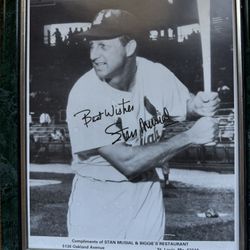 8x10 Signed By Stan Musial 