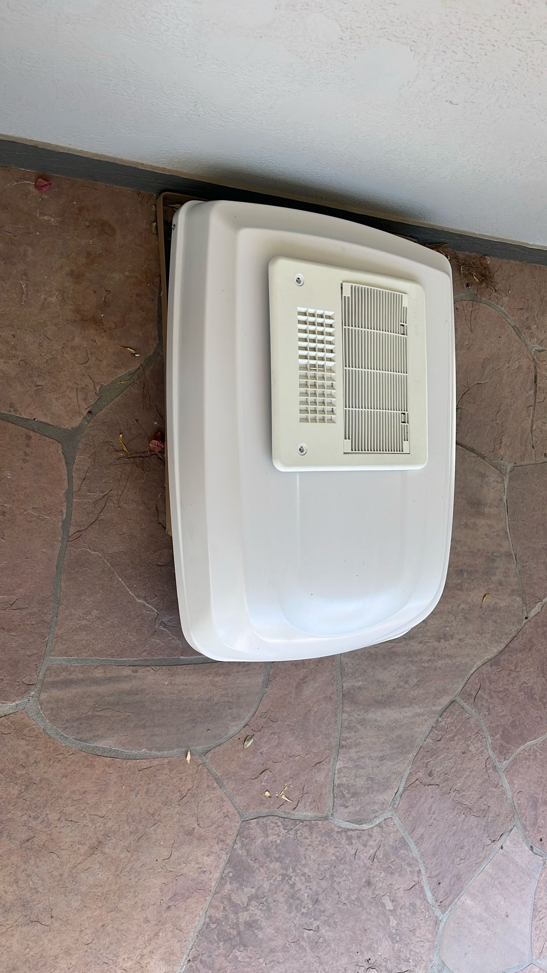 Dometic Air Conditioner