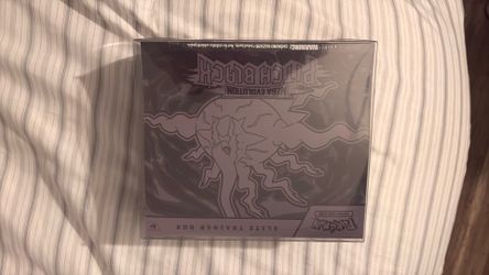 Pokemon Pitch black ETB