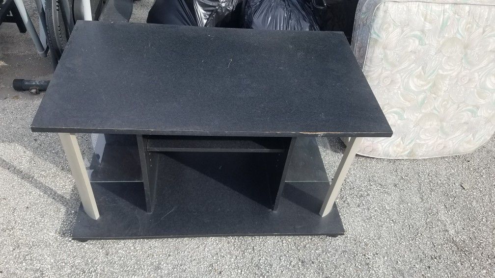 Free Tv stand