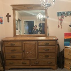 Dresser Set