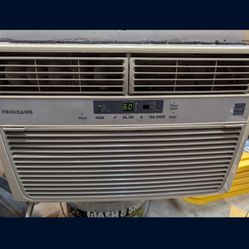 Frigidaire 6000 BTU Window Ac Unit Air Conditioning 