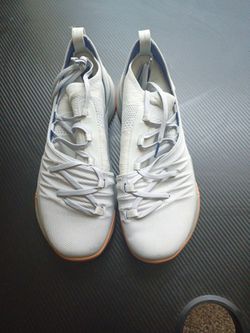 Grey Gum Curry 5s Size 10.5