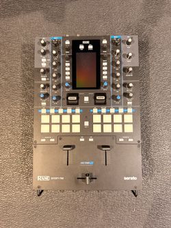 RANE SEVENTY-TWO MKII Battle-Ready 2-Channel DJ Mixer With Multi-Touch Screen and Serato DJ