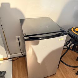 Mini Fridge / Compact Refrigerator – Stainless Steel – Works Great