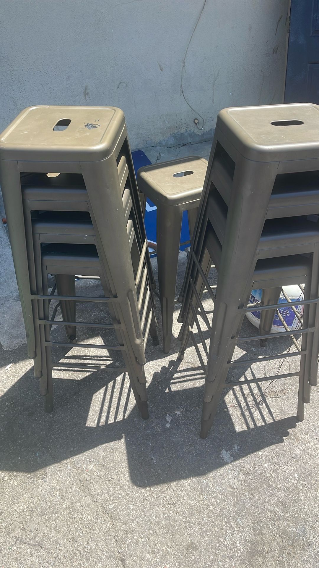 8 Metal Bar Stool Chairs