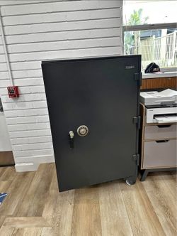 Giant Safe by Southern California Safe Company