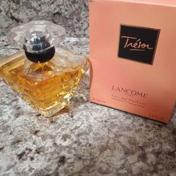 Lancome Trésor Eau de Parfum Natural Spray 3.4 FL.OZ.