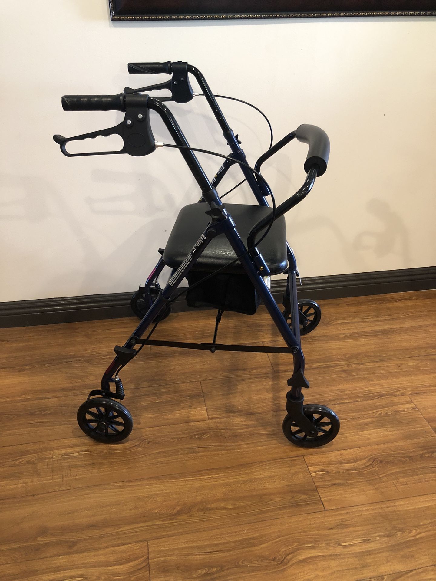 WALKER/SEAT