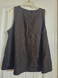 New womans size XXL BANANA REPUBLIC tank top ( black -55%Linen 45%Rayon)