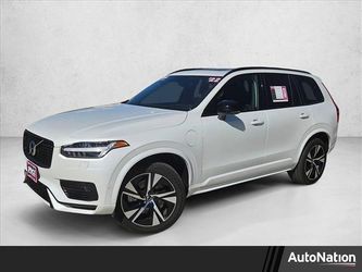 2022 Volvo XC90 Recharge Plug-In Hybrid