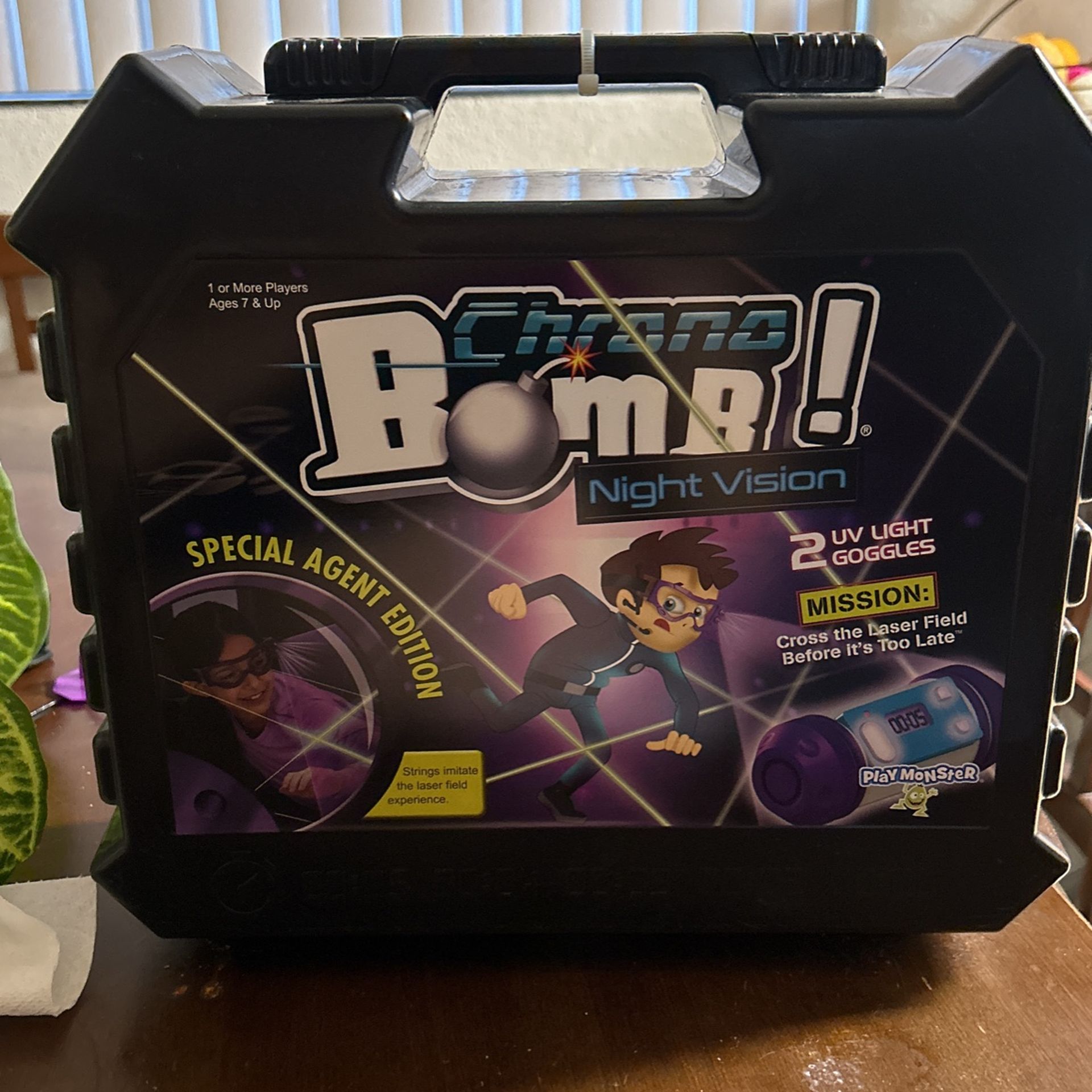 Chrono Bomb - Night Vision Board Game